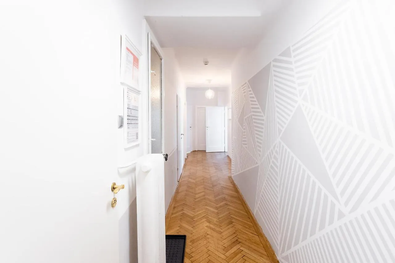 Balcony Oasis Operastreet Daire Viyana 0*,  Avusturya