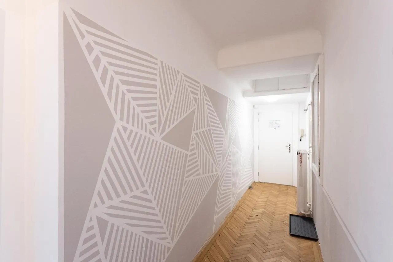 Balcony Oasis Operastreet Daire Viyana